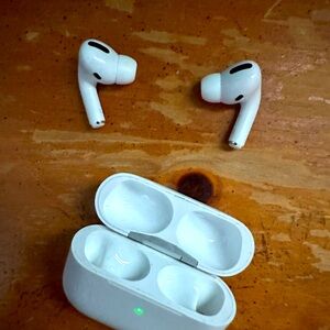 AirPods Pro